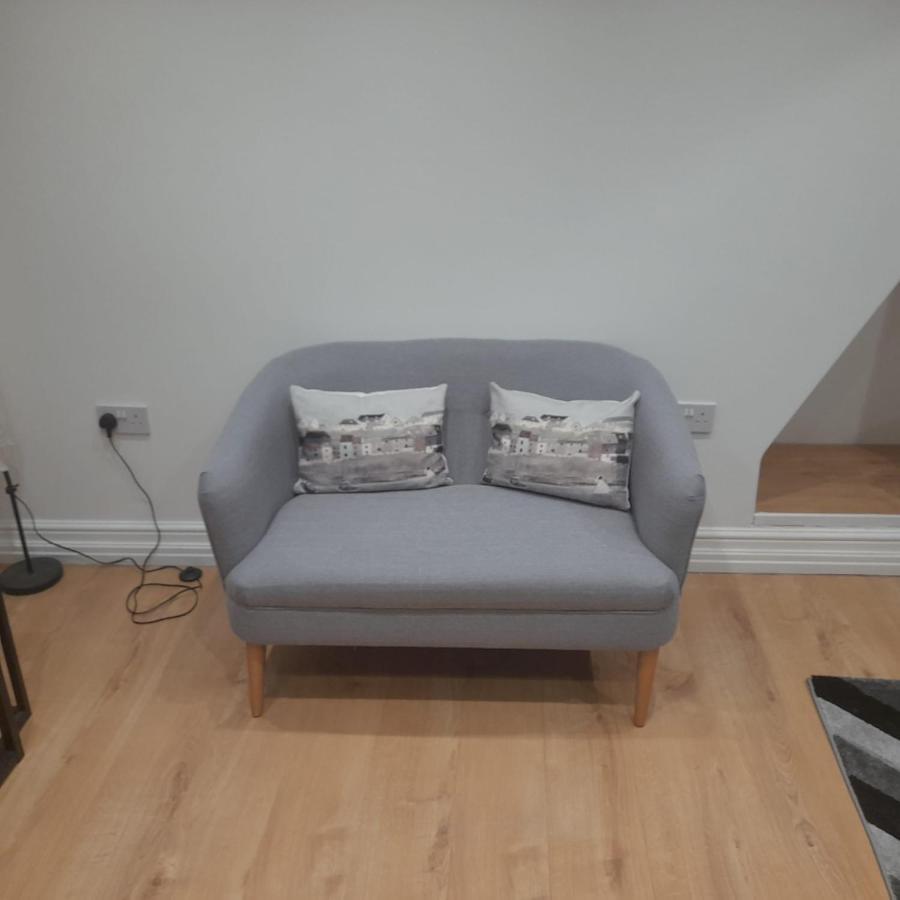 Beautiful Loft With En-Suit In A Family House, London Ngoại thất bức ảnh
